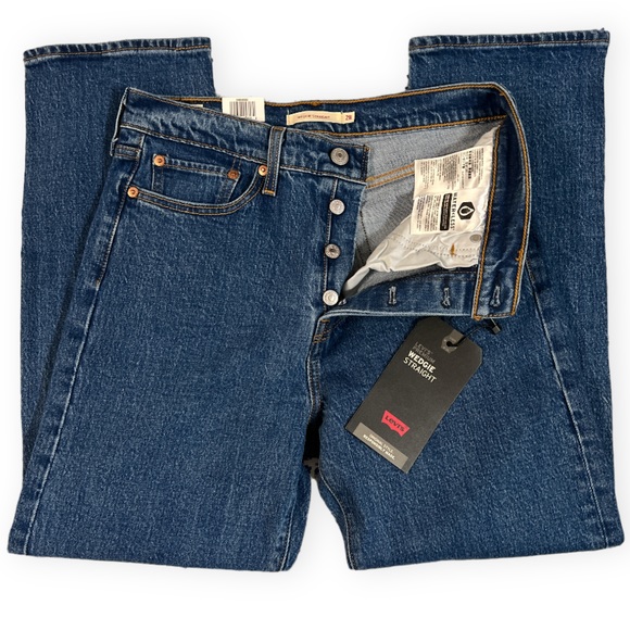 LEVI’S PREMIUM | Wedgie Straight Fit Women’s Jeans - Picture 3 of 7